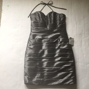 STUNNING!!!! Pewter Color Formal Size 6